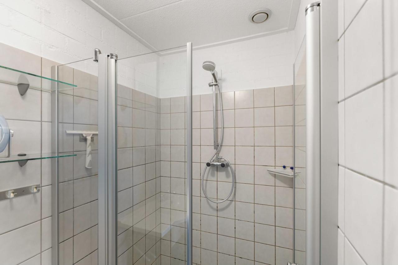 Knus vakantiehuis op een gezellig vakantiepark vlak bij zee - Duinroos 133 Breskens Buitenkant foto