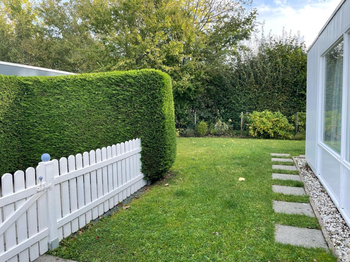 Knus vakantiehuis op een gezellig vakantiepark vlak bij zee - Duinroos 133 Breskens Buitenkant foto